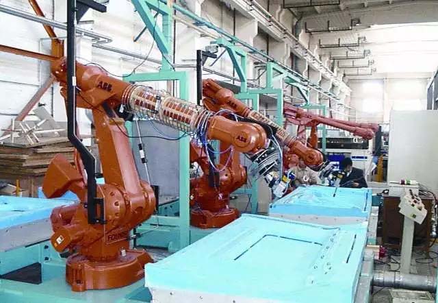 還在“佛系”手工噴涂？“仙系”手把手示教機器人已經(jīng)駕臨！-3