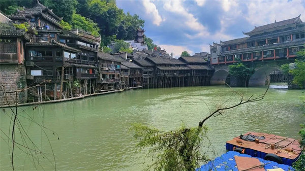 “湘”約鳳凰，相守未來——2022博皓快樂湖南行    -22