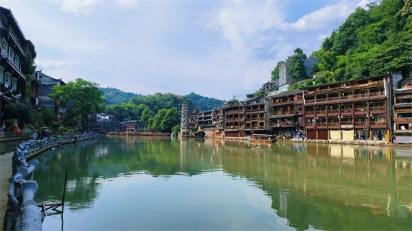 “湘”約鳳凰，相守未來——2022博皓快樂湖南行    -24