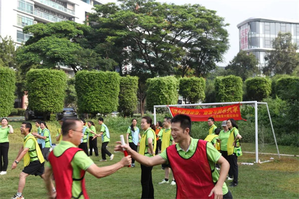 運(yùn)動(dòng)與激情碰撞，健康與快樂(lè)共享—廣東博皓第六屆運(yùn)動(dòng)會(huì)   -傳統(tǒng)接力賽